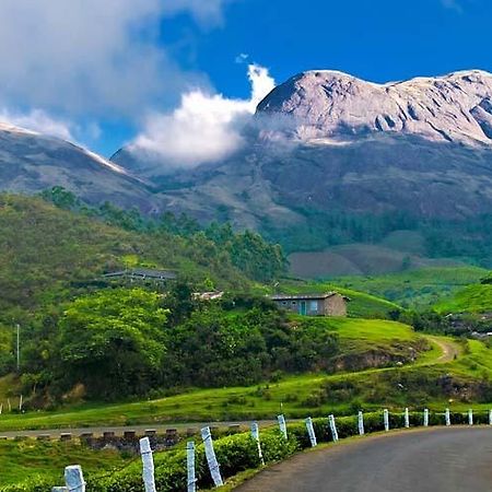 Munnar Dreams Hotel ภายนอก รูปภาพ